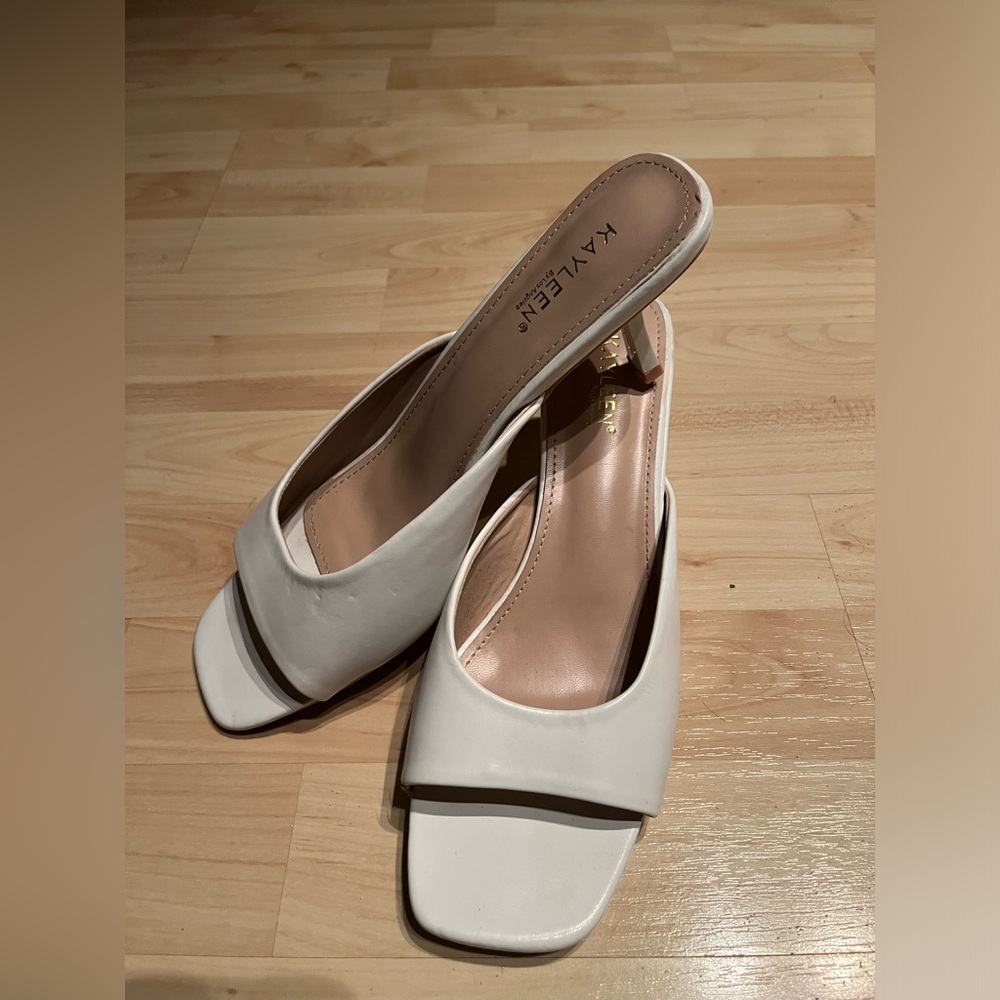 White classy heels | Kayleen